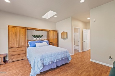 RARE OCEAN VIEW ESTATE PROPERTY! Lovingly maintained by the - photo 21