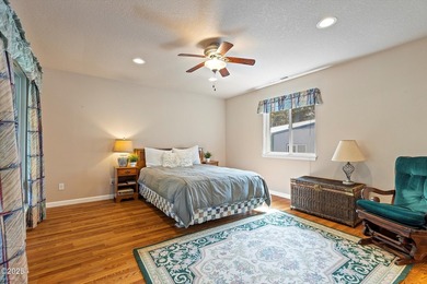 RARE OCEAN VIEW ESTATE PROPERTY! Lovingly maintained by the - photo 35