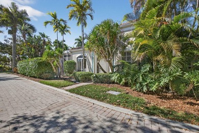 Welcome to this charming 3-bedroom, 2-bath townhouse, with a - photo 4