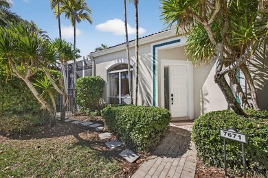 Welcome to this charming 3-bedroom, 2-bath townhouse, with a - photo 5