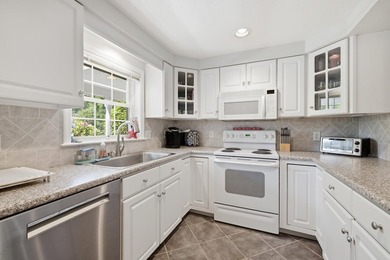 This beautifully maintained, 2 Bedroom, 2 Bath condo offers a - photo 9