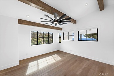 Exquisite Coastal Retreat | Fully Remodeled 3BR/3BA with - photo 13
