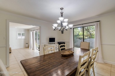 Welcome to 7 Keyser Lane in Gulfport, MS--an inviting home - photo 15
