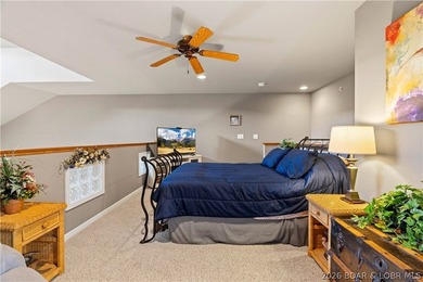 TWO BOAT SLIPS INCLUDED! Spacious, quiet top-floor 4BR/3BA condo - photo 21