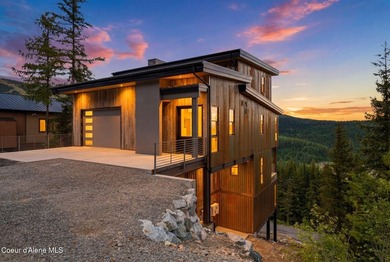 This brand new, never lived, in home commands one of Schweitzer - photo 2