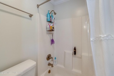 Welcome to 7 Keyser Lane in Gulfport, MS--an inviting home - photo 24