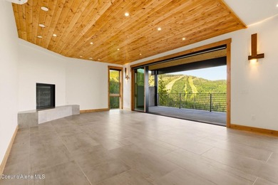 This brand new, never lived, in home commands one of Schweitzer - photo 10