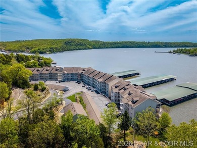 TWO BOAT SLIPS INCLUDED! Spacious, quiet top-floor 4BR/3BA condo - photo 34