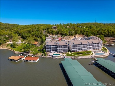 TWO BOAT SLIPS INCLUDED! Spacious, quiet top-floor 4BR/3BA condo - photo 38
