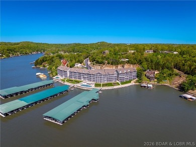 TWO BOAT SLIPS INCLUDED! Spacious, quiet top-floor 4BR/3BA condo - photo 39