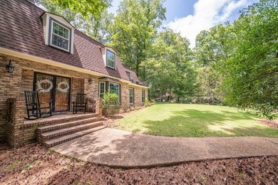 *** EXTERIOR JUST PAINTED, QUARTZ COUNTERTOPS ADDED TO - photo 39