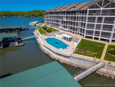 TWO BOAT SLIPS INCLUDED! Spacious, quiet top-floor 4BR/3BA condo - photo 47