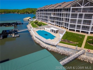 TWO BOAT SLIPS INCLUDED! Spacious, quiet top-floor 4BR/3BA condo - photo 47