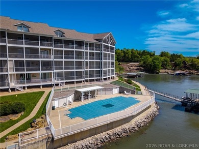 TWO BOAT SLIPS INCLUDED! Spacious, quiet top-floor 4BR/3BA condo - photo 48