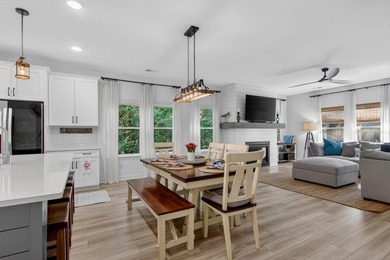Welcome home to The Pointe at Rhodes Crossing, where modern - photo 14