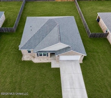Welcome home to this beautifully designed 4 bedroom, 2 bath home - photo 23