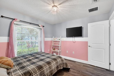Welcome to your own slice of Florida paradise! This beautifully - photo 30
