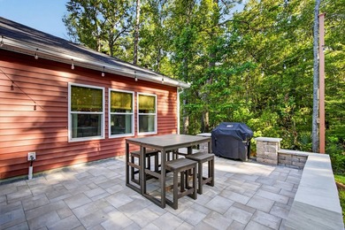 Welcome home to The Pointe at Rhodes Crossing, where modern - photo 35