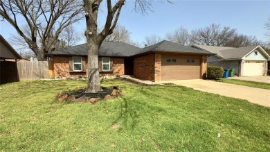 Lake Home Sale Pending in Shady Shores, Texas