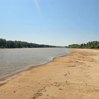 Rare opportunity to own an exceptional large-acreage - photo 4