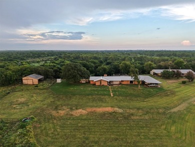 Rare opportunity to own an exceptional large-acreage - photo 8