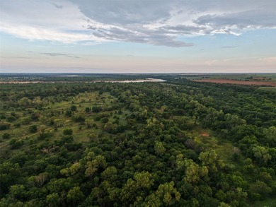 Rare opportunity to own an exceptional large-acreage - photo 10