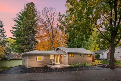 Green Lake - Green Lake County Home For Sale in Markesan Wisconsin
