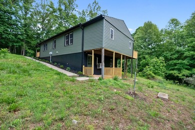Don't miss your second chance! Back on the market at no fault of - photo 4