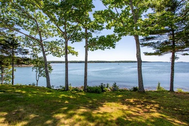 Built in 1917 by John Aspinwall, this extraordinary retreat is - photo 16