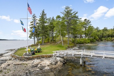 Built in 1917 by John Aspinwall, this extraordinary retreat is - photo 38