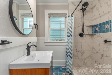 Welcome home to this charming 2-bedroom, 1-bath bungalow nestled - photo 12