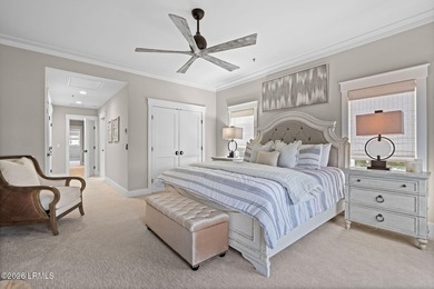 Rare opportunity to own a beautifully high-end renovated corner - photo 19