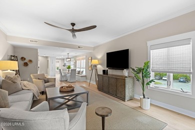 Rare opportunity to own a beautifully high-end renovated corner - photo 26