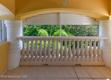 :3 +- Acre Riverfront Estate Home w/ Att 2 car garage plus a - photo 40