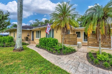 Manatee River Home For Sale in Bradenton Florida