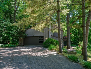 Custom contemporary, three level home nestled into a picturesque - photo 45