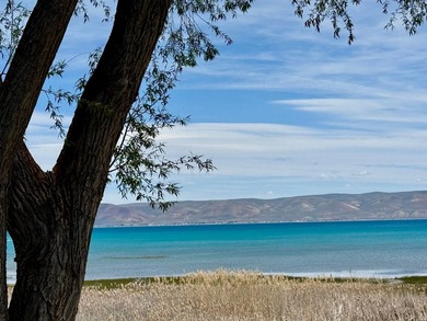 Own WATERFRONT on beautiful Bear Lake with expansive VIEWS and - photo 5