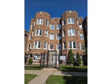 Lake Michigan - Cook County Home Active Under Contract in Chicago Illinois