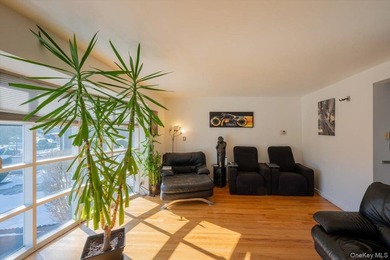 Welcome to this beautifully designed 5-bedroom, 3-bath home in - photo 10