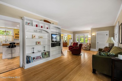 Classic home in the heart of sought after South Sandpoint - photo 6