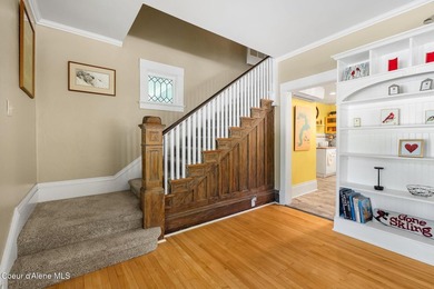 Classic home in the heart of sought after South Sandpoint - photo 9