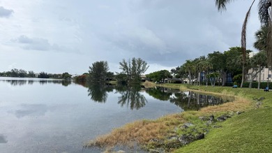 Spacious 1BR/1.5BA Lakefront Condo - All Ages Welcome! Features - photo 16