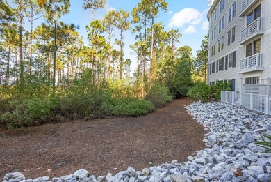 Escape to this fully furnished, groundfloor unit in sought-after - photo 21