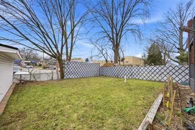 Brand New Construction (Built in 2023) - Legal Two-Family Home - photo 33