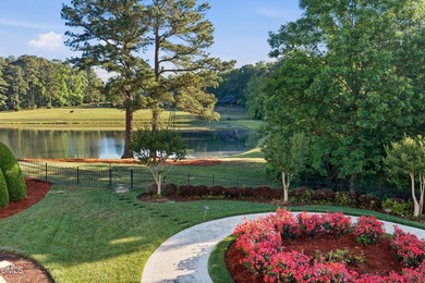 Welcome to 1404 Barony Lake Way! This breathtaking French - photo 4