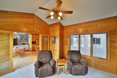 Magnificent Kabetogama Lake home on 14 acres. This custom-built - photo 11
