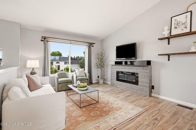 4-bedroom, 2-bath home with a large fenced backyard and no HOA - photo 4
