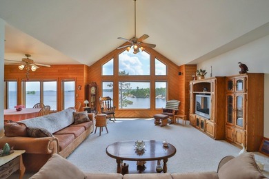 Magnificent Kabetogama Lake home on 14 acres. This custom-built - photo 16