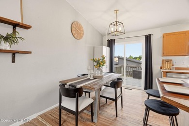 4-bedroom, 2-bath home with a large fenced backyard and no HOA - photo 9