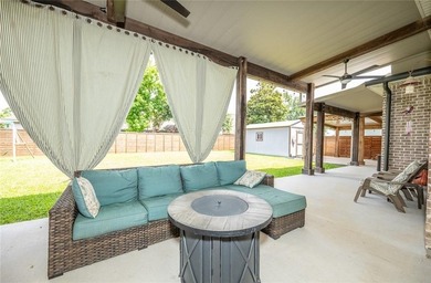 Welcome to Turtle Creek! This beautifully updated 5-bedroom - photo 30